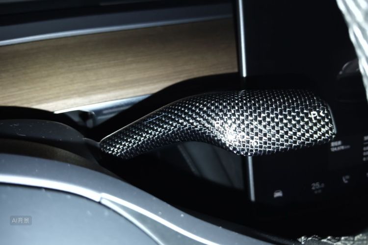 Tesla Model Y 2022 car image #16