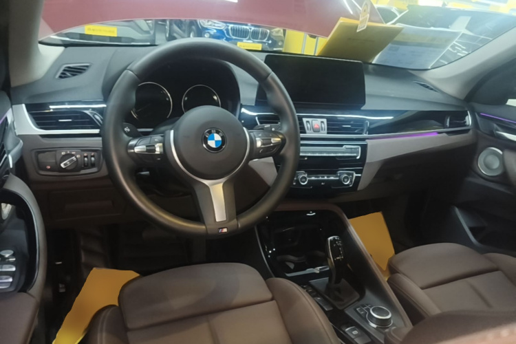 BMW X1 2021 car image #10