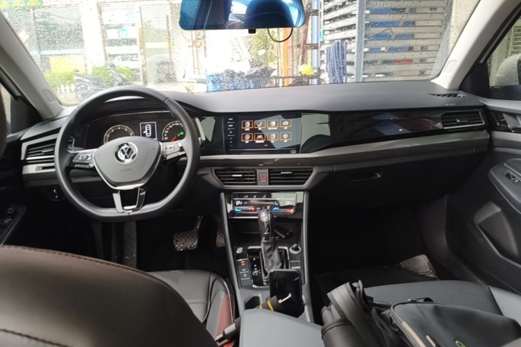 Volkswagen Bora 2021 car image #10