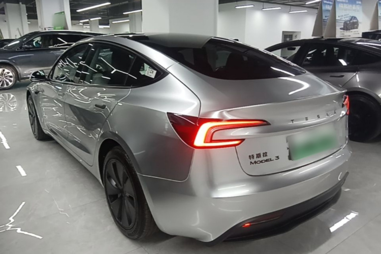 2025 #5 2025 car image #5