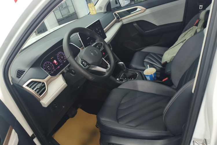 Volkswagen Tharu 2023 #15 Volkswagen Tharu 2023 immagine di auto #15