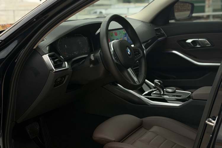 BMW 3 Series 2020 imagem de carro #20