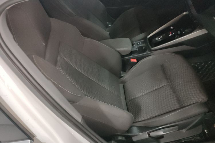Audi A3 2021 immagine di auto #24