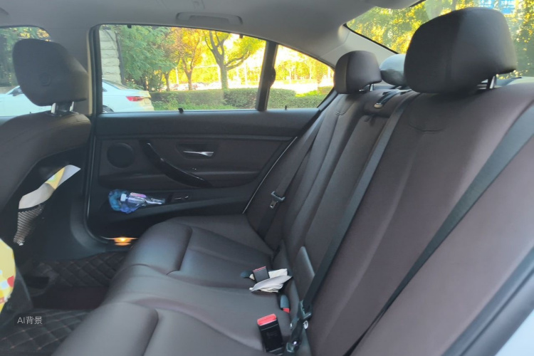 BMW 3 Series 2019 #19 BMW 3 Series 2019 car image #19