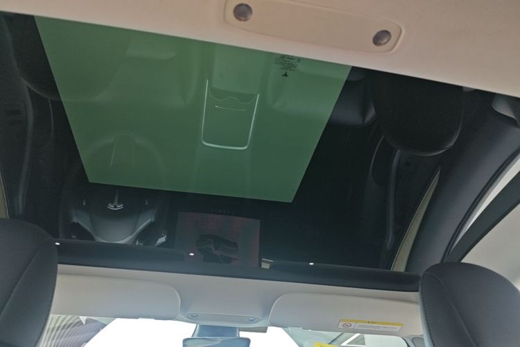 Tesla Model 3 2022 imagem de carro #18