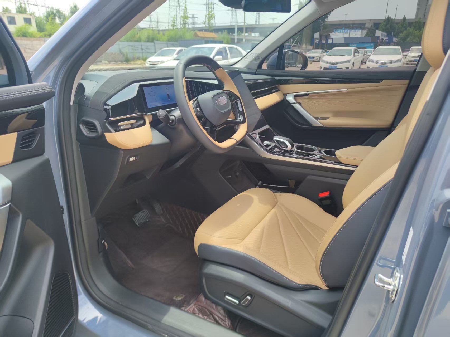 GEELY Boyue L 2023 car image #3