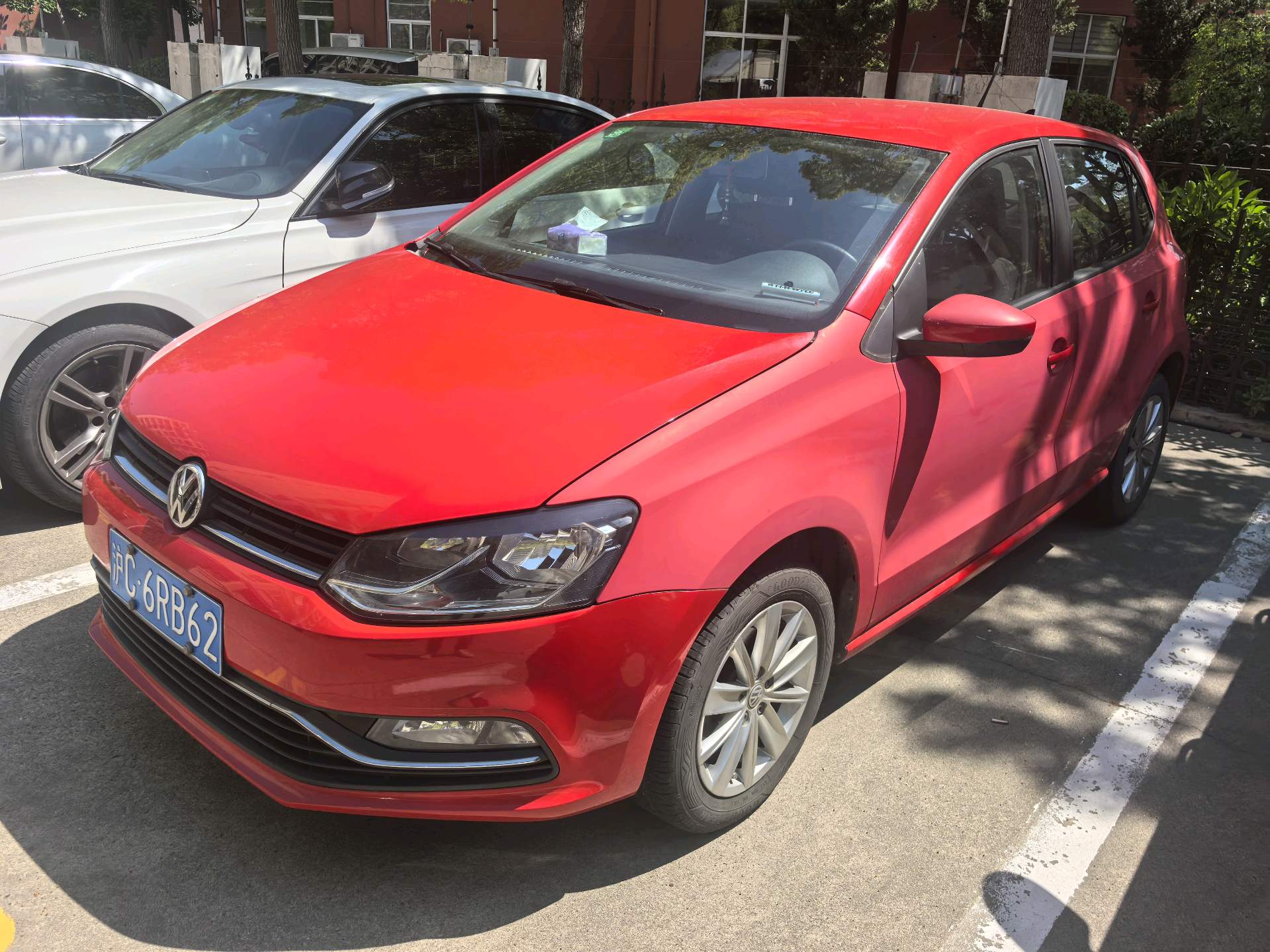 Volkswagen Polo 2016 Volkswagen Polo 2016 car image