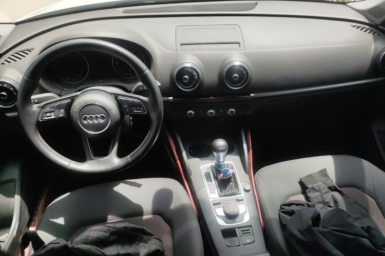 Audi A3 2018 صورة سيارة #11
