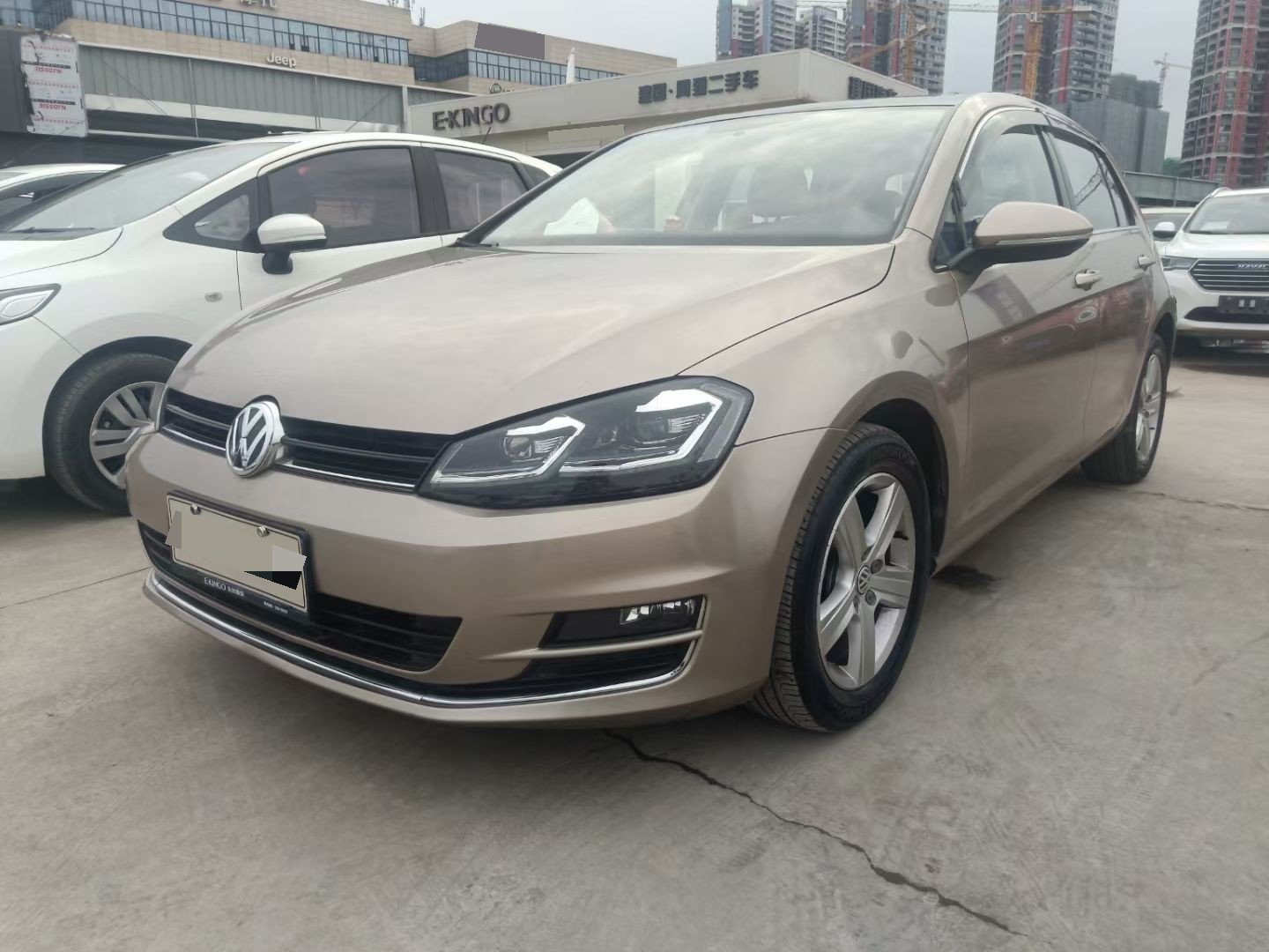 Volkswagen Golf 2015 car image 