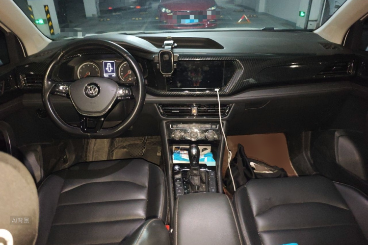 Volkswagen Tharu 2020 car image #11