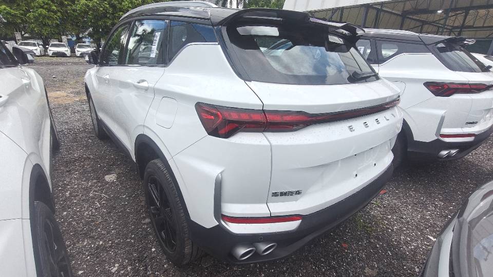 GEELY Coolray 2026 car image #6