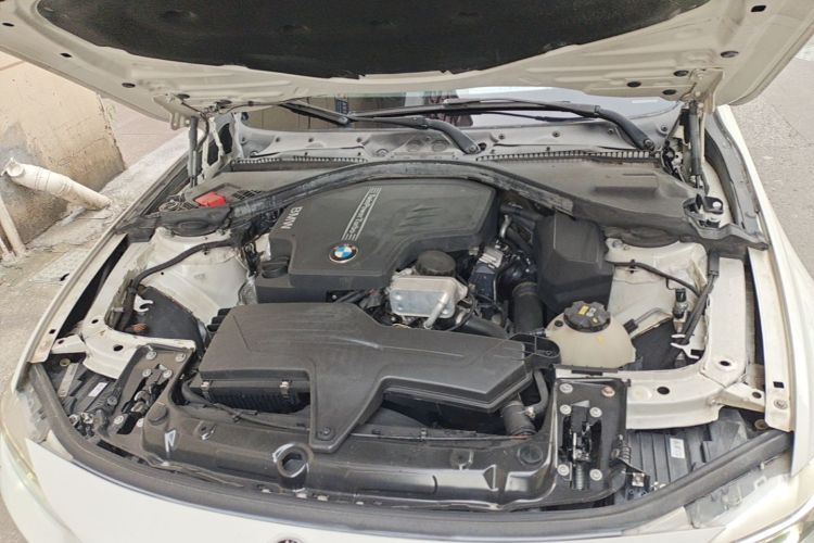 BMW 3 Series 2015 car image #20
