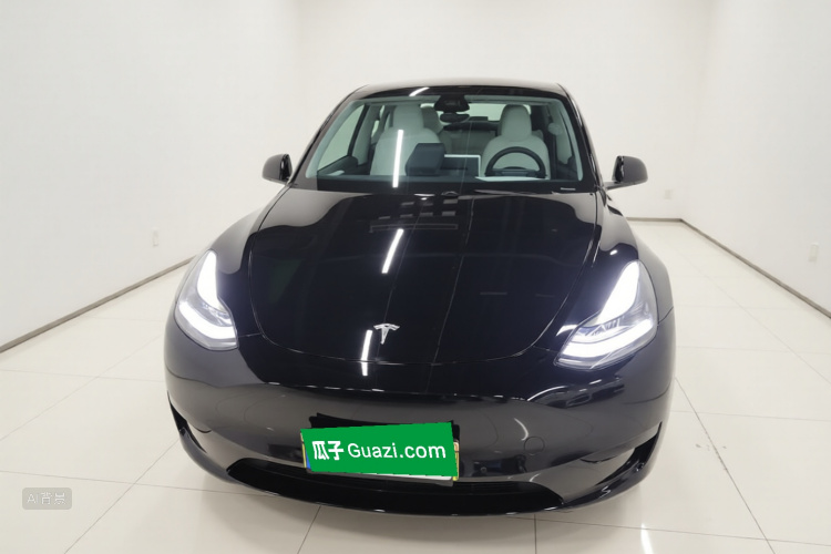 Tesla Model Y 2022 #3 Tesla Model Y 2022 car image #3