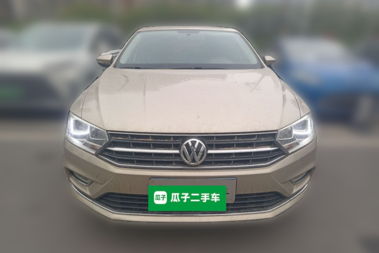 Volkswagen Bora 2017 car image #3