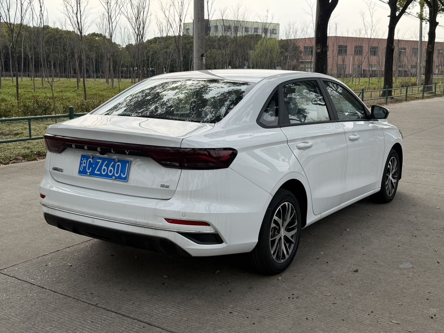 GEELY Emgrand 2026 #11 GEELY Emgrand 2026 car image #11