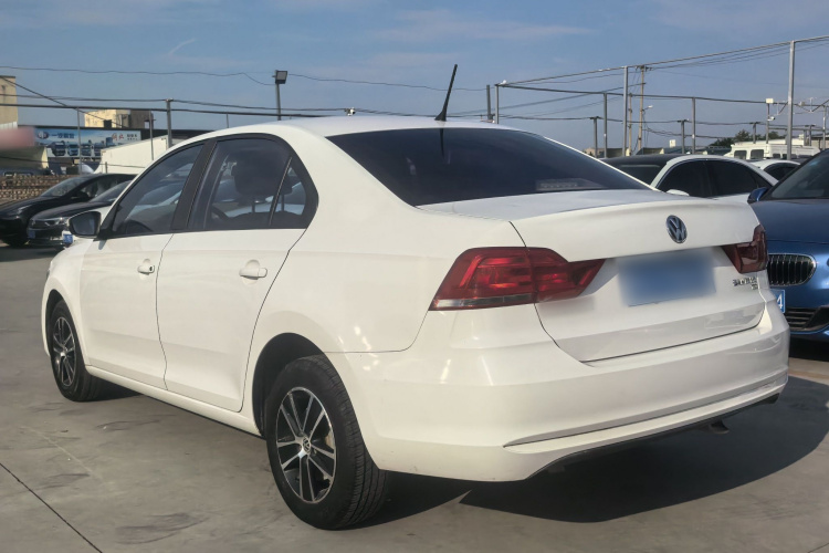 Volkswagen Santana 2017 #5 Volkswagen Santana 2017 car image #5