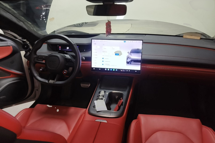 MI SU7 2024 car image #11