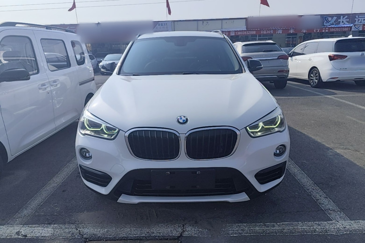 BMW X1 2017 #3 BMW X1 2017 car image #3