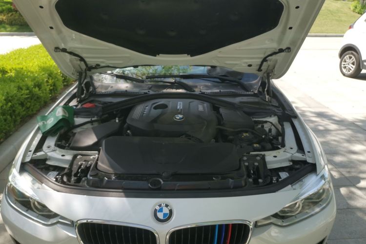 BMW 3 Series 2019 #22 BMW 3 Series 2019 car image #22