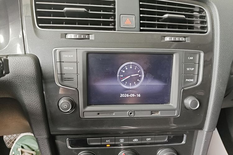 Volkswagen Golf 2017 #13 Volkswagen Golf 2017 car image #13