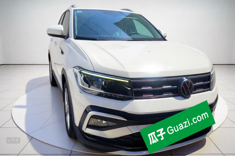 Volkswagen T-Cross 2021 car image #2