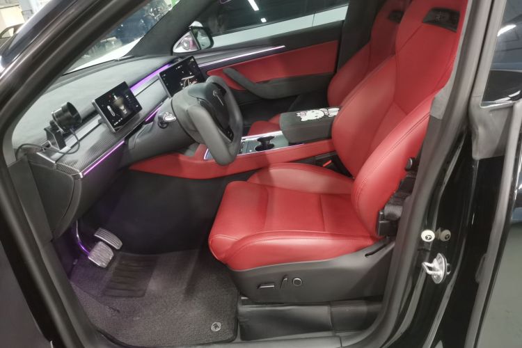 Tesla Model Y 2023 #15 Tesla Model Y 2023 car image #15
