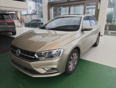 Volkswagen Bora 2017 car image 
