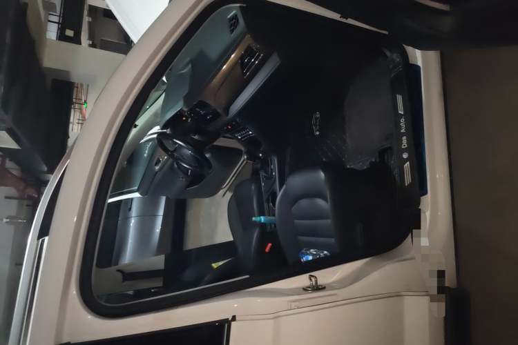 Volkswagen Tharu 2022 car image #21