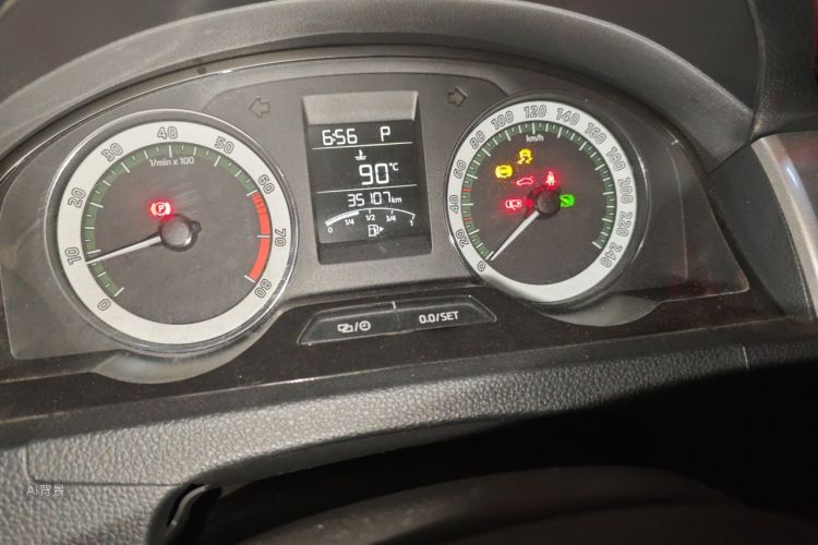 Skoda Rapid 2018 #14 Skoda Rapid 2018 image de voiture #14