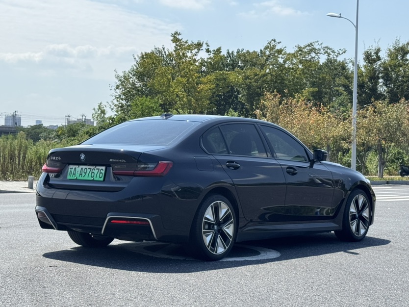 BMW i3 2024 imagen de coche #4