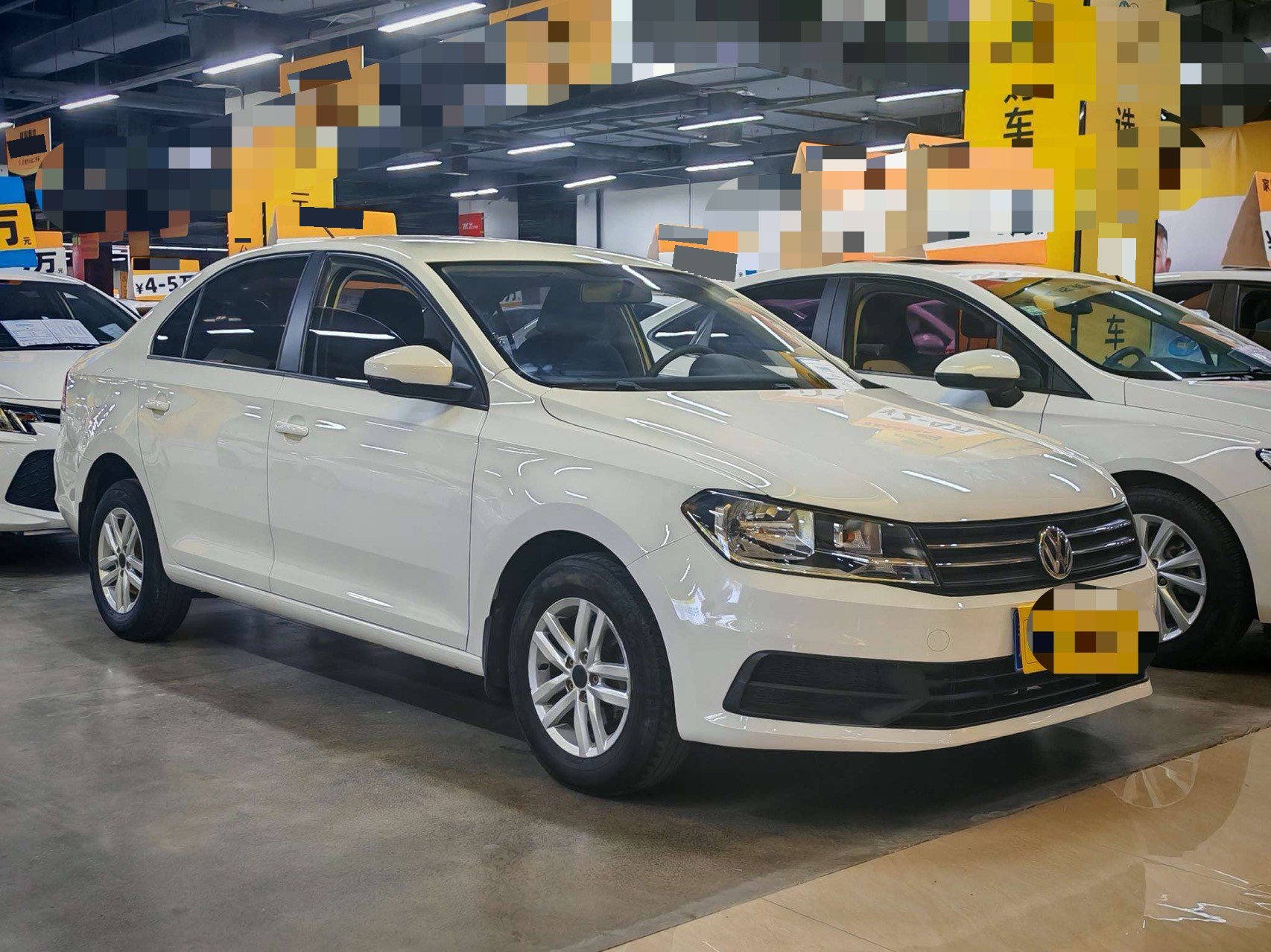 Volkswagen Santana 2018 car image #2