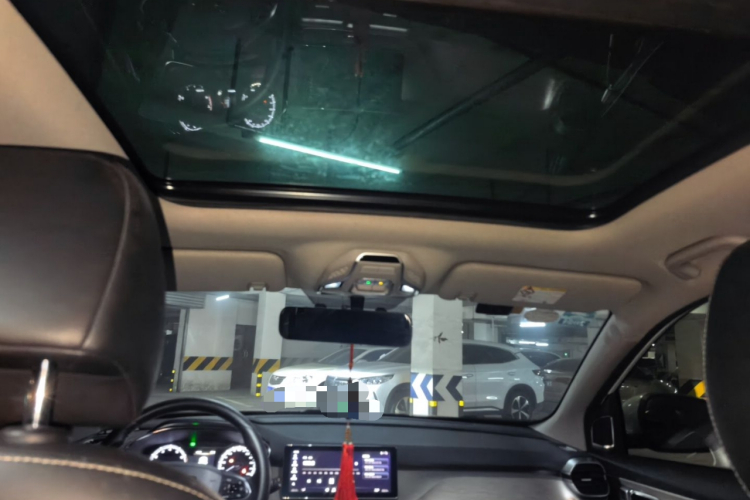 GEELY Coolray 2019 immagine di auto #16