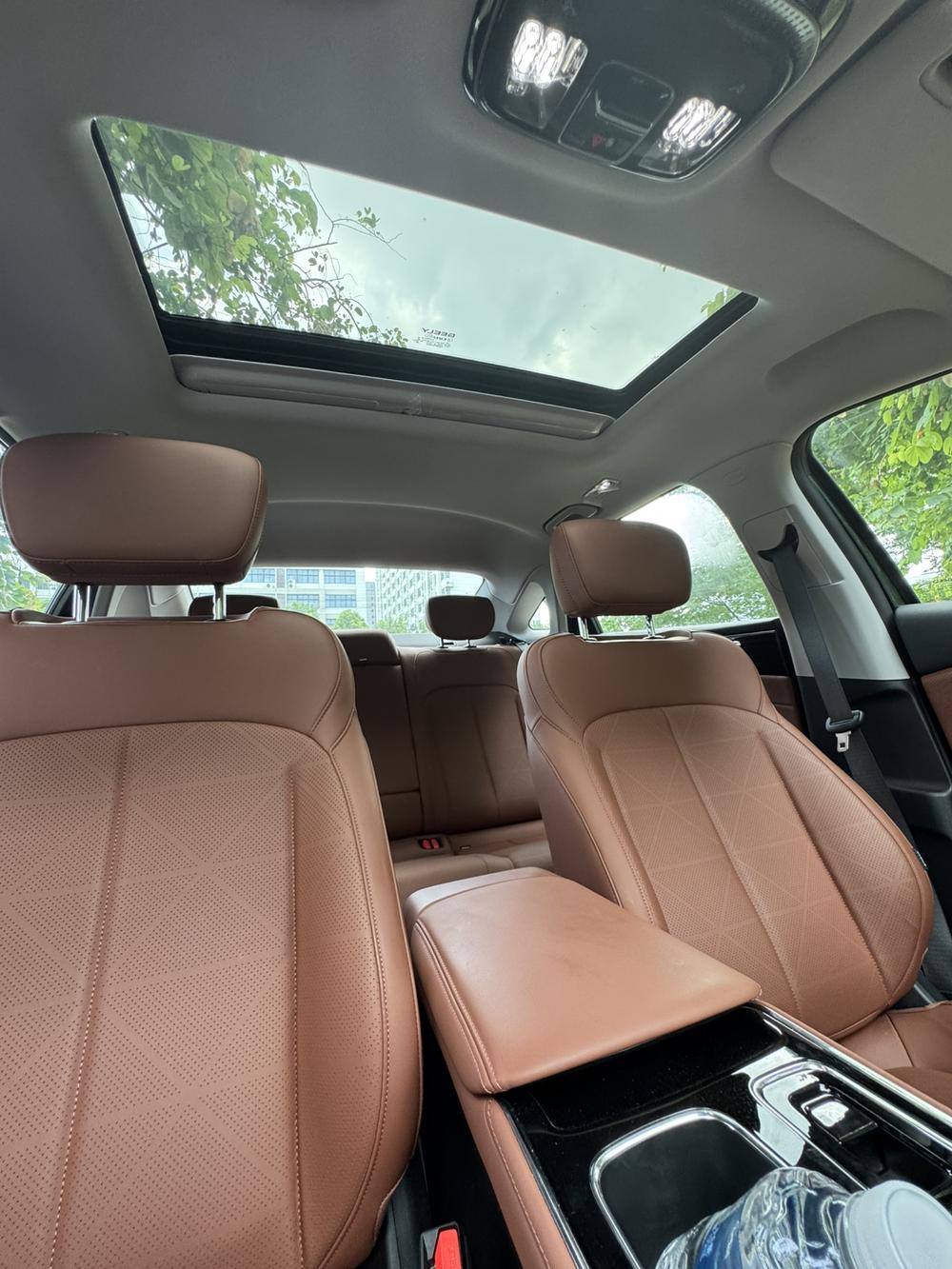 GEELY Emgrand 2025 #11 GEELY Emgrand 2025 car image #11