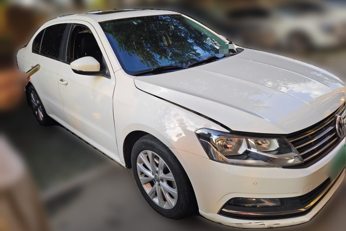 Volkswagen Lavida 2016 car image #2