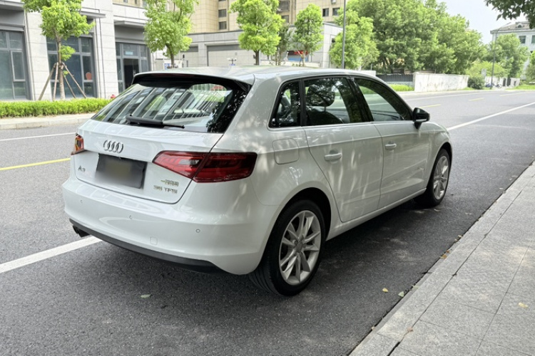 Audi A3 2015 car image #6