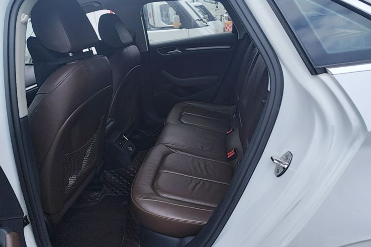 Audi A3 2016 car image #17