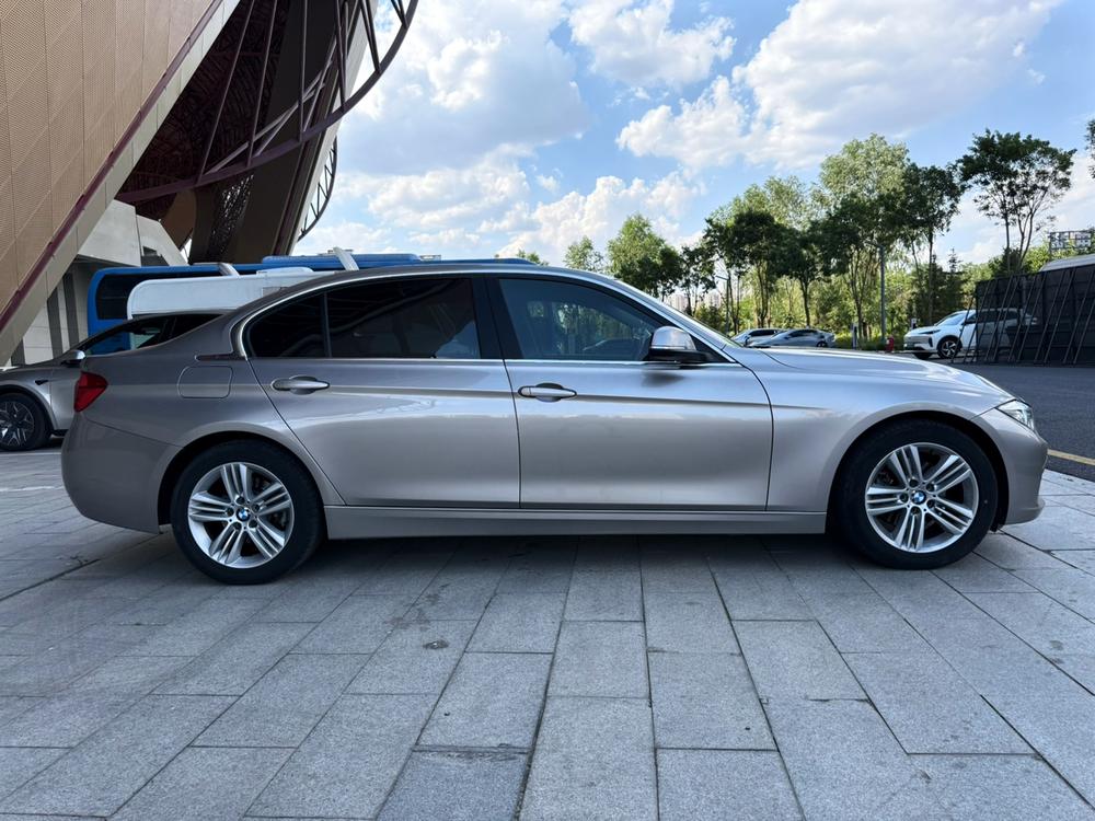 BMW 3 Series 2016 #8 BMW 3 Series 2016 car image #8