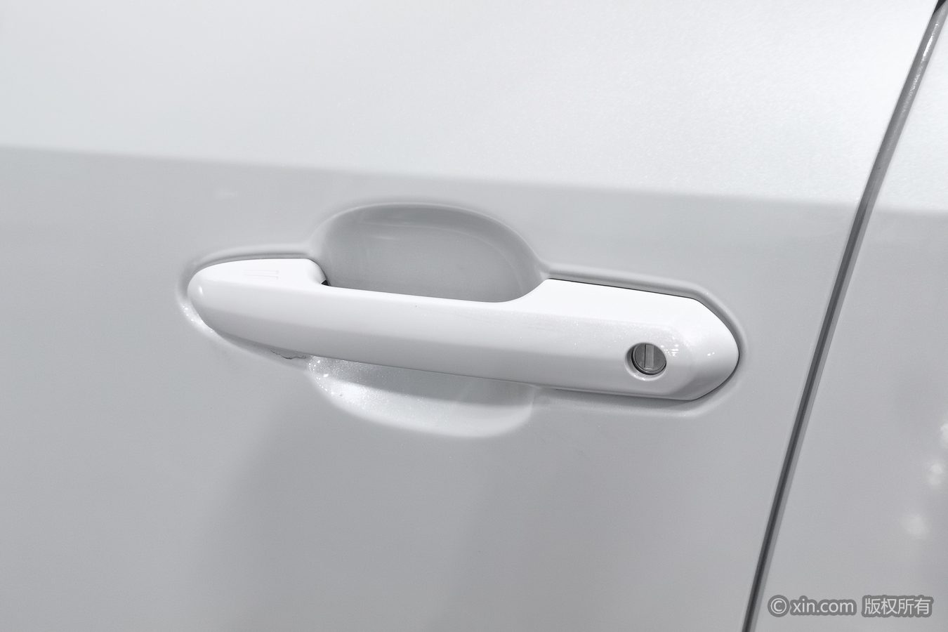 Toyota RAV4 2021 car image #19