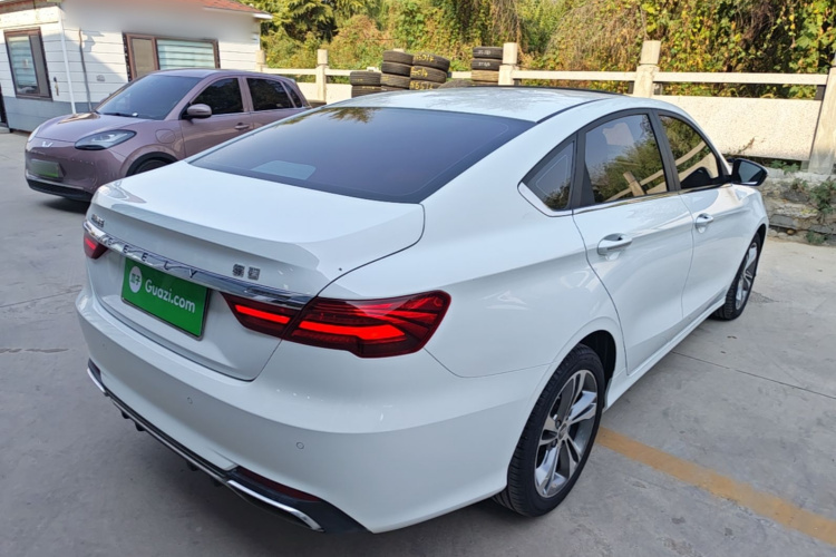 GEELY Binray 2019 imagen de coche #7