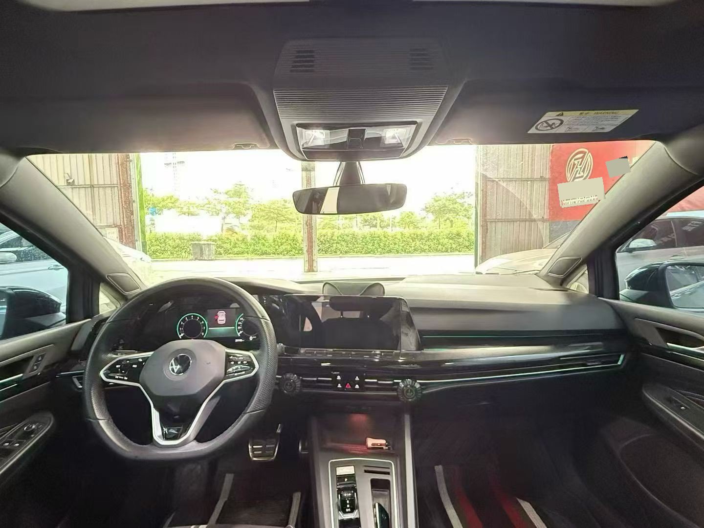 Volkswagen Golf 2024 immagine di auto #5
