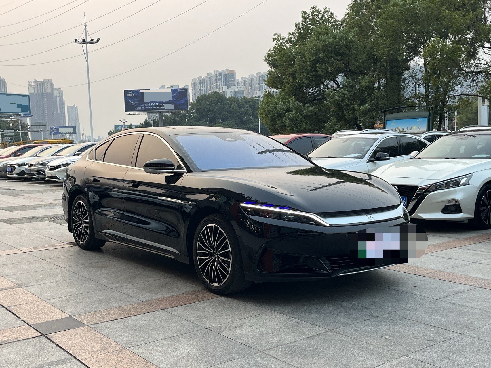 BYD Han 2024 #2 BYD Han 2024 car image #2