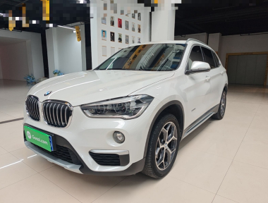 BMW X1 2018 BMW X1 2018 car image