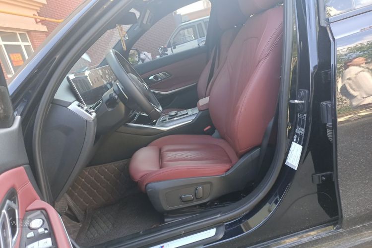 BMW 3 Series 2025 #17 BMW 3 Series 2025 car image #17