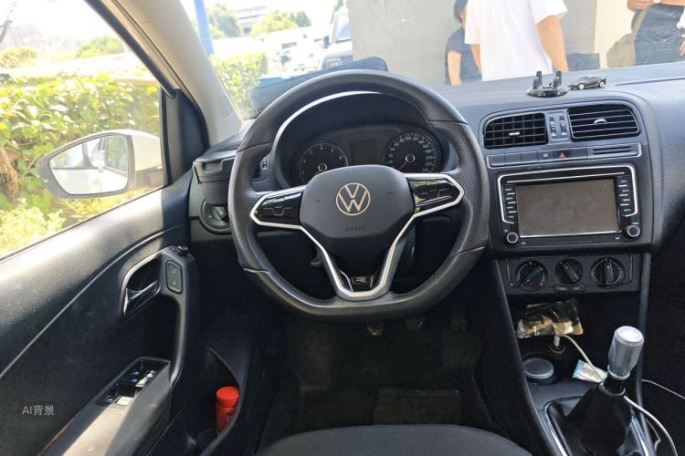 Volkswagen Polo 2015 #12 Volkswagen Polo 2015 car image #12