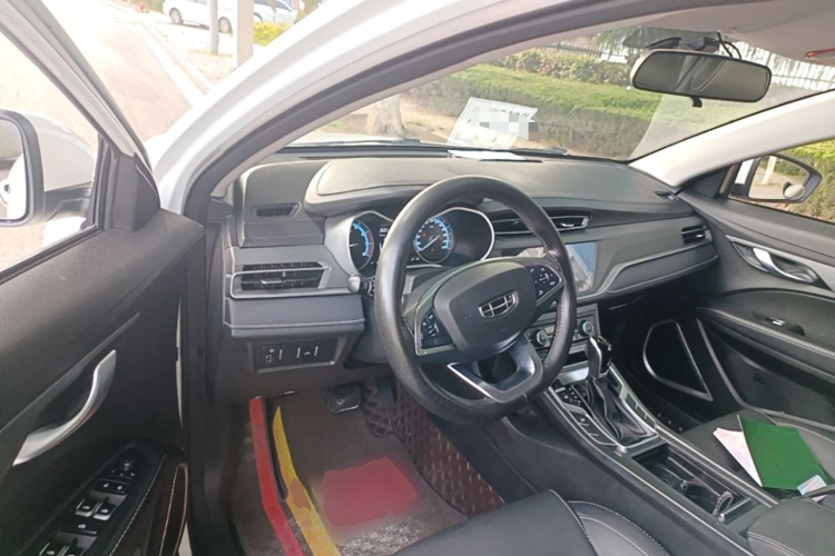 GEELY Emgrand 2021 car image #10