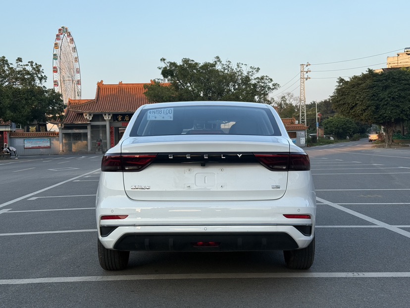 GEELY Emgrand 2024 car image #7