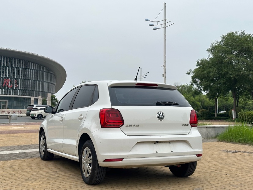 Volkswagen Polo 2015 #6 Volkswagen Polo 2015 car image #6