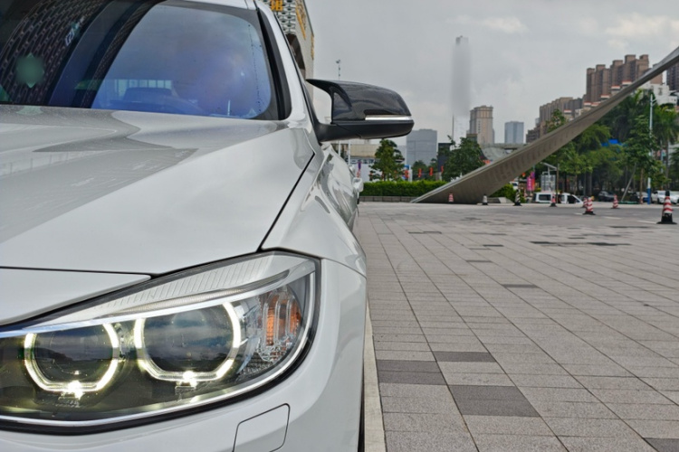 BMW 3 Series GT 2016 car image #13