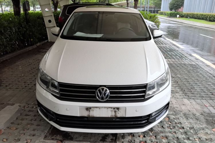 Volkswagen Santana 2016 car image #3