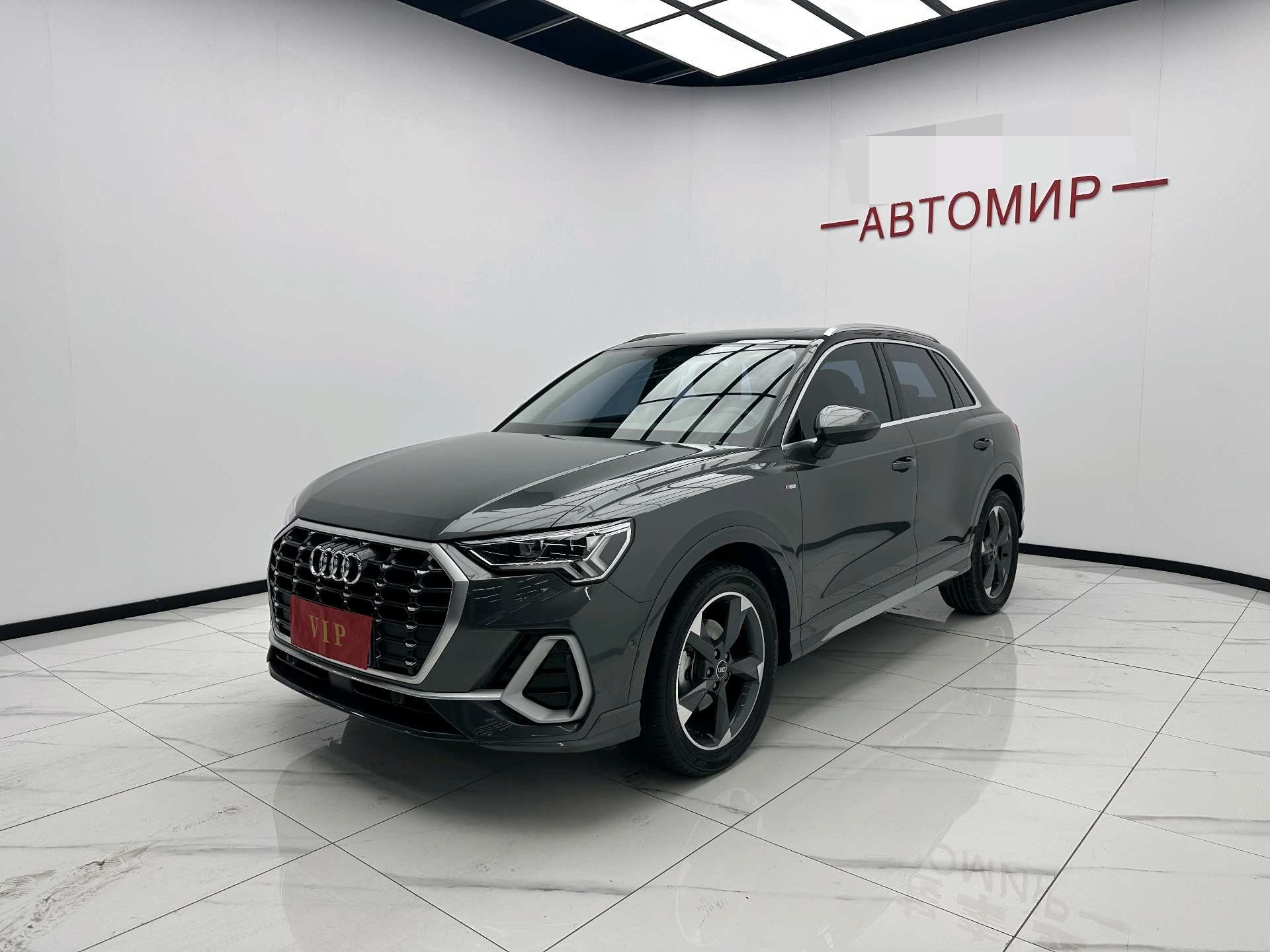 Audi Q3 2023 Audi Q3 2023 car image